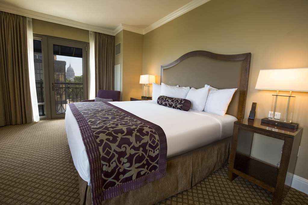 The Edgewater Hotel Madison Room photo